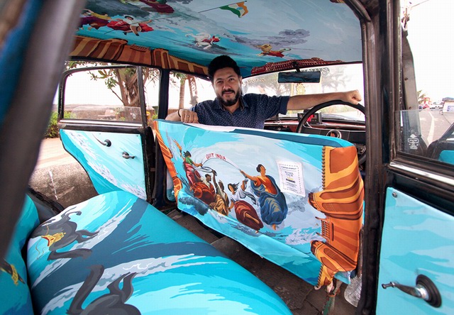孟买色彩斑斓的插画布出租车23
