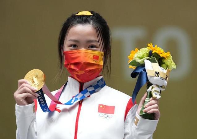 东京奥运会获奖得主金牌运动健儿杨倩高清赛场上图片