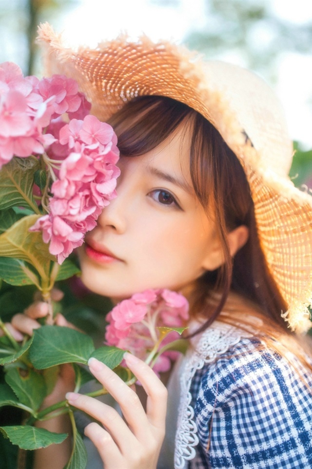 清纯美女花海唯美写真高清图片