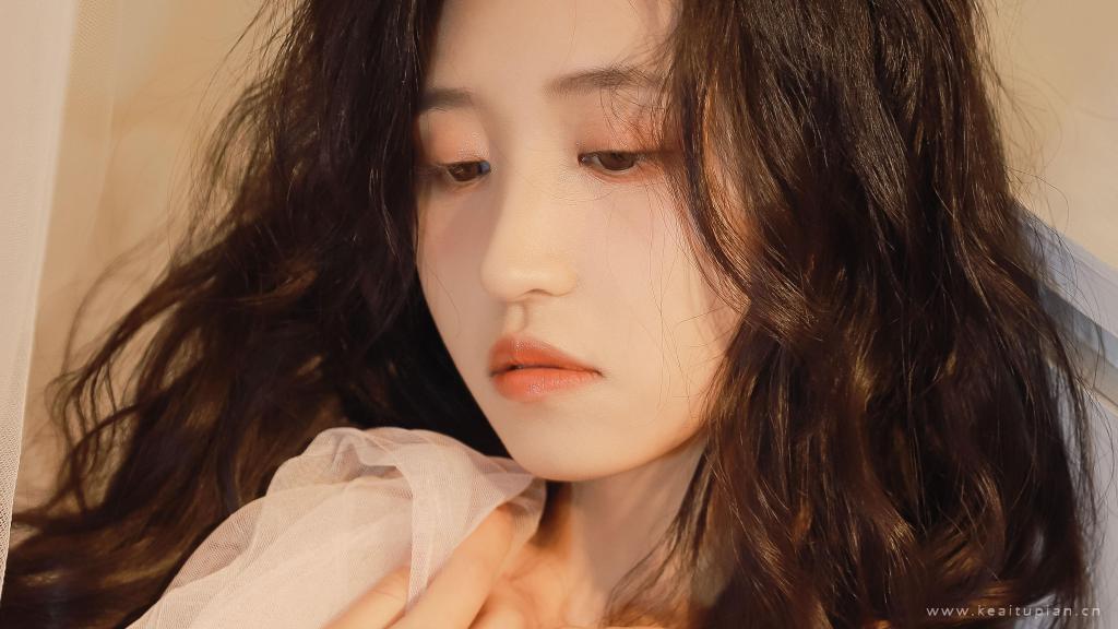 又清纯又性感的纯欲风美女迷人写真图片