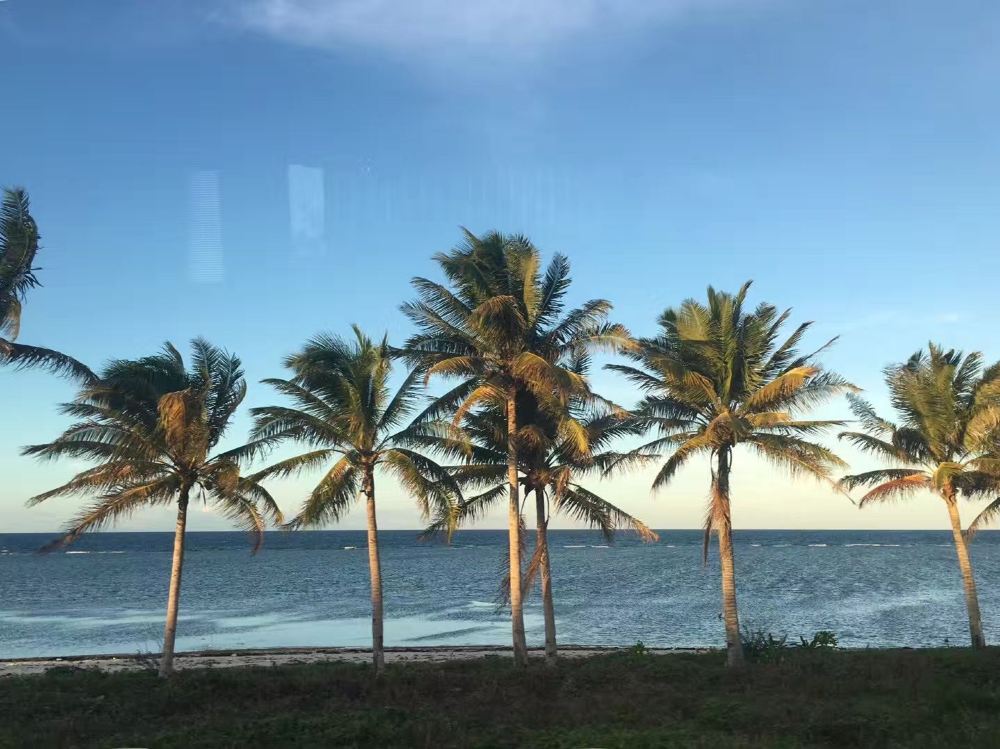 马纳科海滩旅游景点高清美景图片壁纸