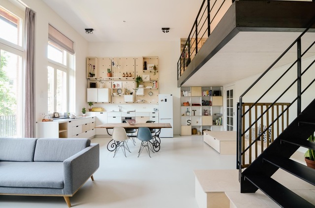 阿姆斯特丹由旧教室改造成的公寓07