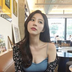 韩国气质美女明星金宝拉比基尼性感迷人写真图
